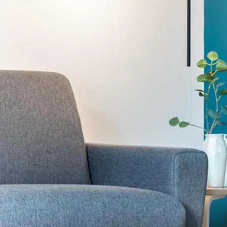 - Quiet Apartman *
